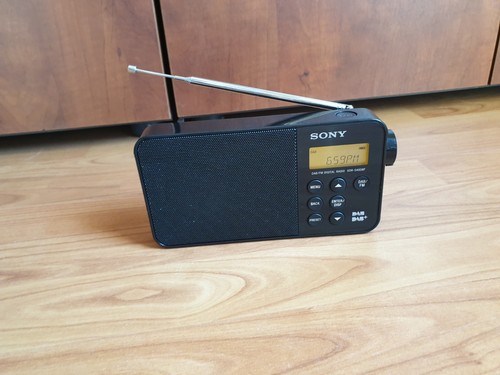 Poste radio digital - , *
