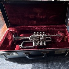 Vintage 1969 Selmer Paris 4