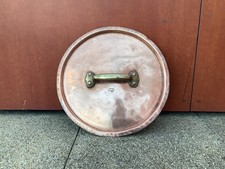 tres ancien couvercle cuivre