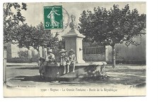 13  ROGNAC  LA GRANDE FONTAINE  BUSTE DE LA REPUBLIQUE