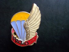  Parachutistes - ETAP . Promotion 1980 - 1597 . Numéroté