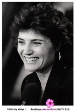 LINDA DE SUZA, CHANTEUSE