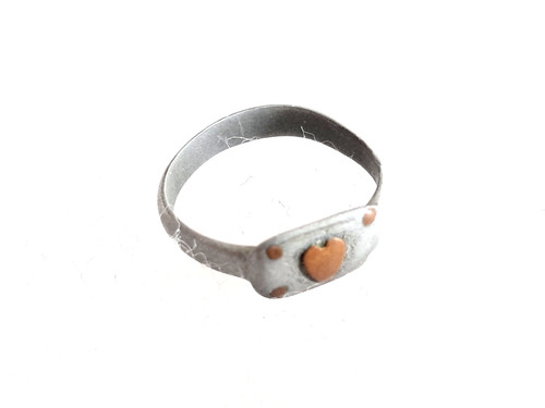 Une bague poilu artisanat - poilu,