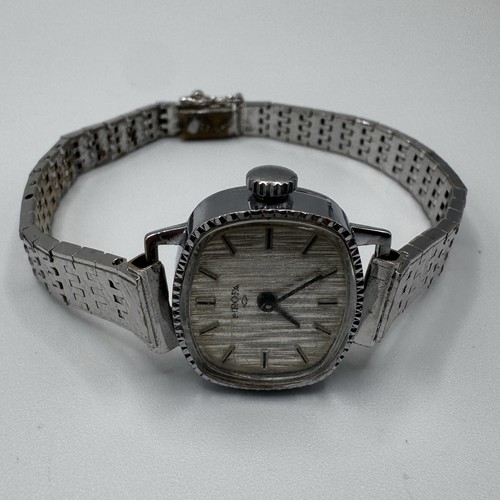 Ancienne montre femme - , vintage