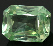 Superbe pierre précieuse