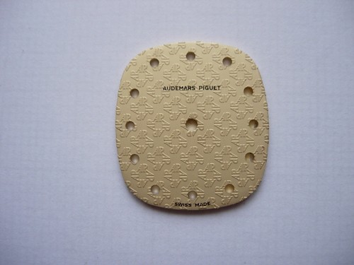 Ebauche cadran doré montre