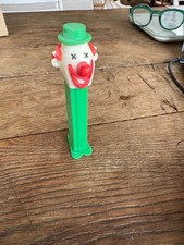 VINTAGE DISTRIBUTEUR PEZ CLOWN SIFFLET   MADE IN AUSTRIA