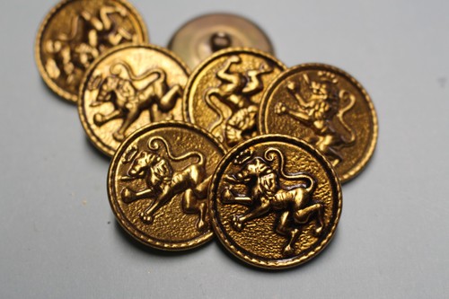 Ancien bouton métal - ,