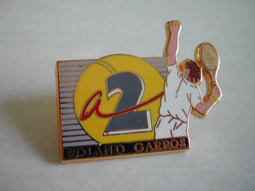 Rare pin media radio - rare, pin's