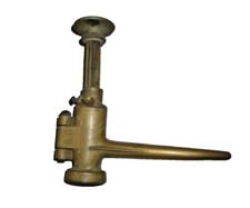 Bouchonneuse en laiton R.G.