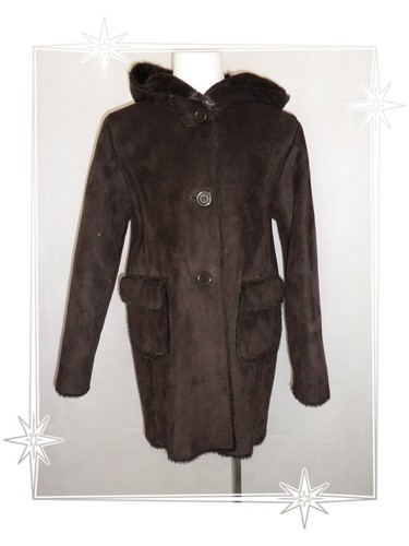 Manteau à capuche - b,