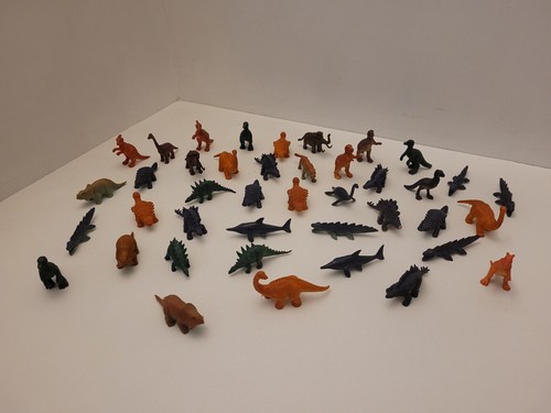 Lot figurines dinosaures - figurines,