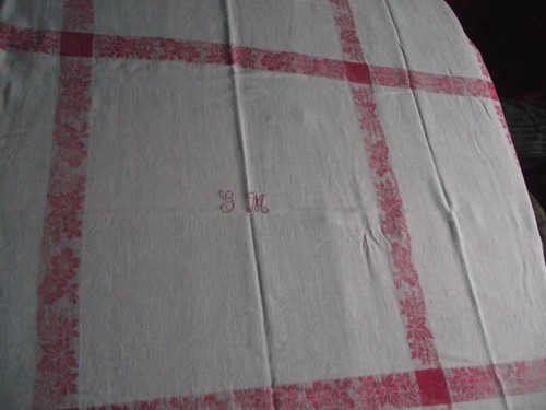 Linge ancien nappe - /,