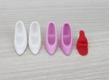 Barbie vintage chaussures à talon blanc à noeud mauve et 1 mule rouge Hong Kong