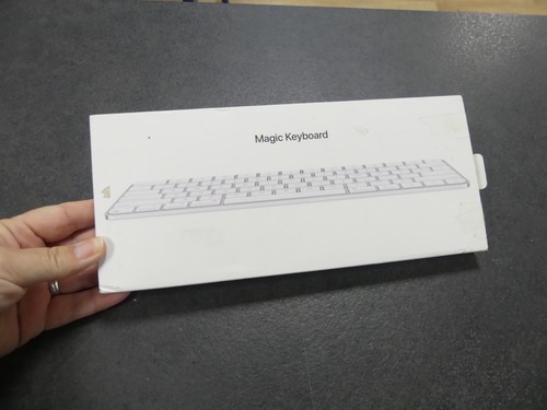 Apple magic keyboard - magic,