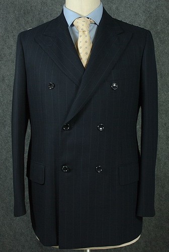 Nouveau costume bleu marine - costume,