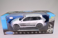 LE071 WELLY WLN00819 Voiture