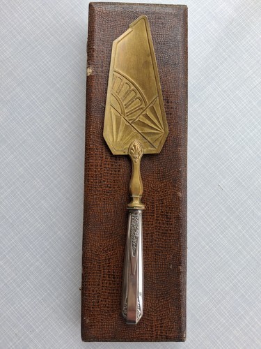 Pelle tarte métal doré et - métal,