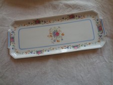 PLAT À CAKE EN PORCELAINE DE LIMOGES, ROBERT HAVILAND ET LE TANNEUR