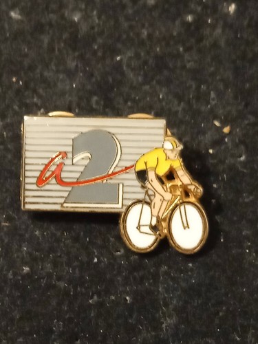 Pin antenne tour - pin's, 2