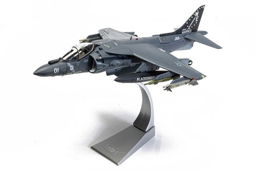 Corgi mcdonnell douglas 8b - douglas, av-8b