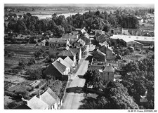 CS-BFP1-0172-21 - En avion au-dessus de LACANCHE - La grande rue