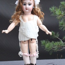 Corsage de poupée Jumeau