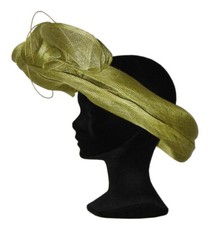 CHAPEAU taille M / L modèle