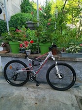 Velo VTT Tout Suspendu Scrapper Rider 2.4