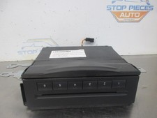 AUTORADIO CHARGEUR COMPACT DISQUE CD  MERCEDES CLASSE M II  A2118706189  2582957