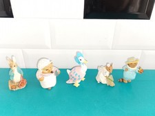 Lot 4 figurines PVC plastoy