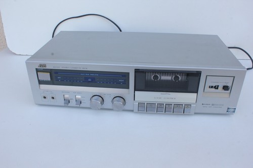 Lecteur jvc v11 - k7, il