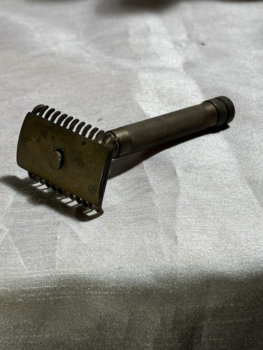 Rasoir sureté ancien - de,