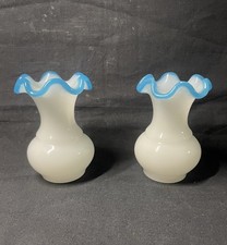 Paire vases balustres en - de,