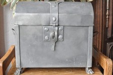 Coffret en plomb avec