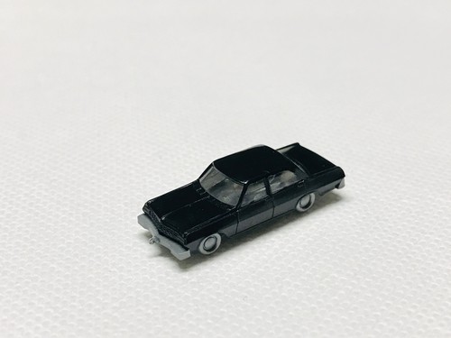 Opel admiral noire - 64,
