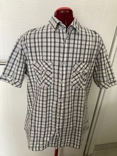 chemisette blanche carreaux