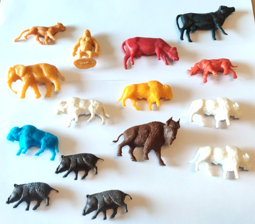 Ancien lot figurines roche - figurines,