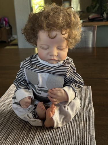 Realistic baby doll reborn - doll,