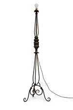 Lampadaire en fer forgé