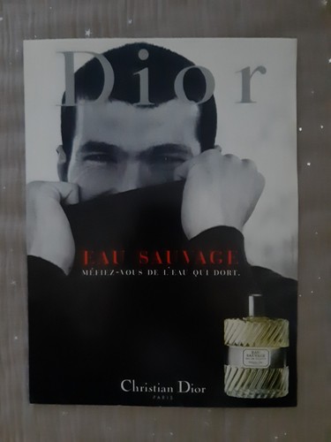 Publicité papier parfum - publicité,