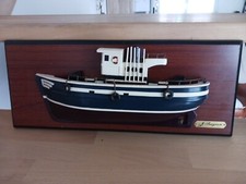  Tableau Bateau Pécheurs Sur Support  J.leagram Matière Plasque Moulé Ou Autre.