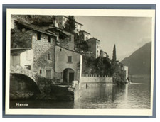 Italia, Nesso  Vintage silver print.  Tirage argentique  6x9  Circa 1910 