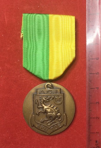 France médaille des anciens - -,