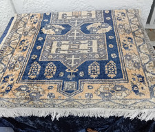 ancien tapis oriental en laine et soie 148 X 83,5 cm