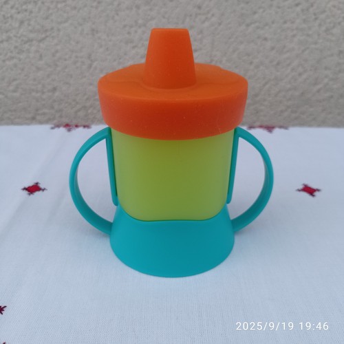 Gobelet timbale bébé avec
