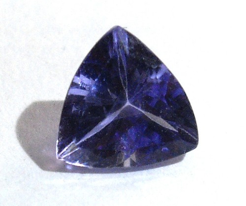 Tanzanite bleu violet - 0.94,