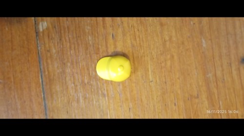 Playmobil casquette jaune - playmobil,