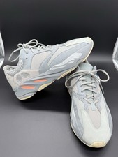 Adidas Yeezy Boost 700 V1