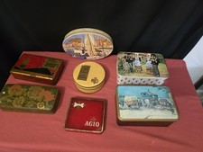 Lot de boites à biscuits et